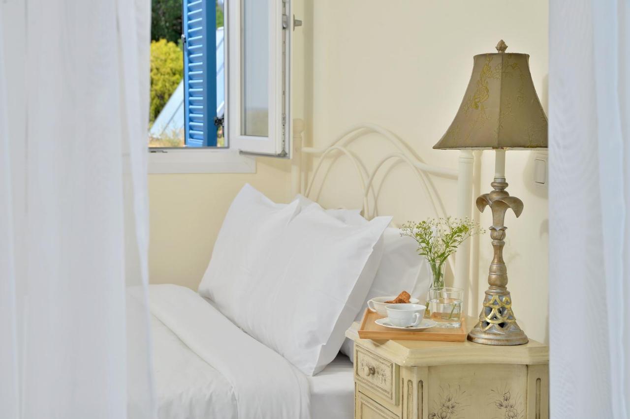 Andros Homes Sea Side Apartment & Studio Gavrio Extérieur photo