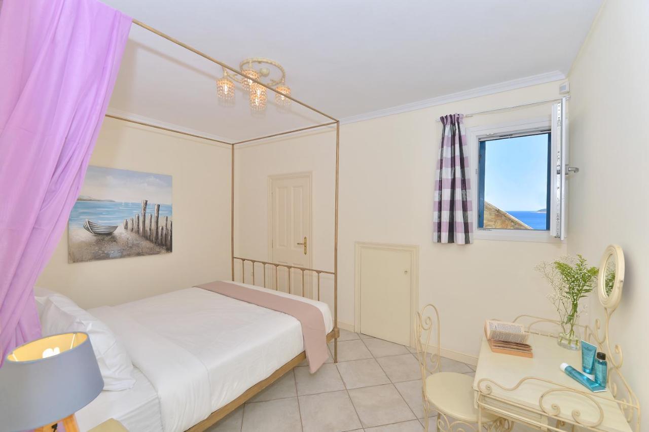 Andros Homes Sea Side Apartment & Studio Gavrio Extérieur photo